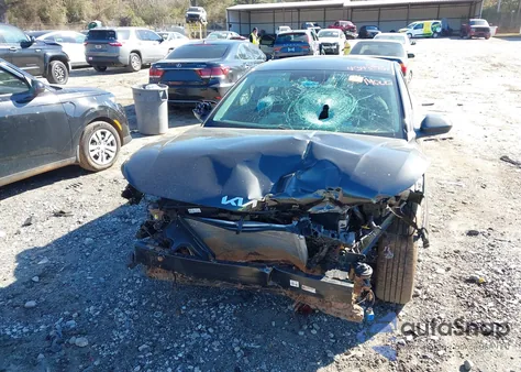 2025 Kia K4 Lxs from USA, damaged, VIN 3KPFT4DE7SE136375